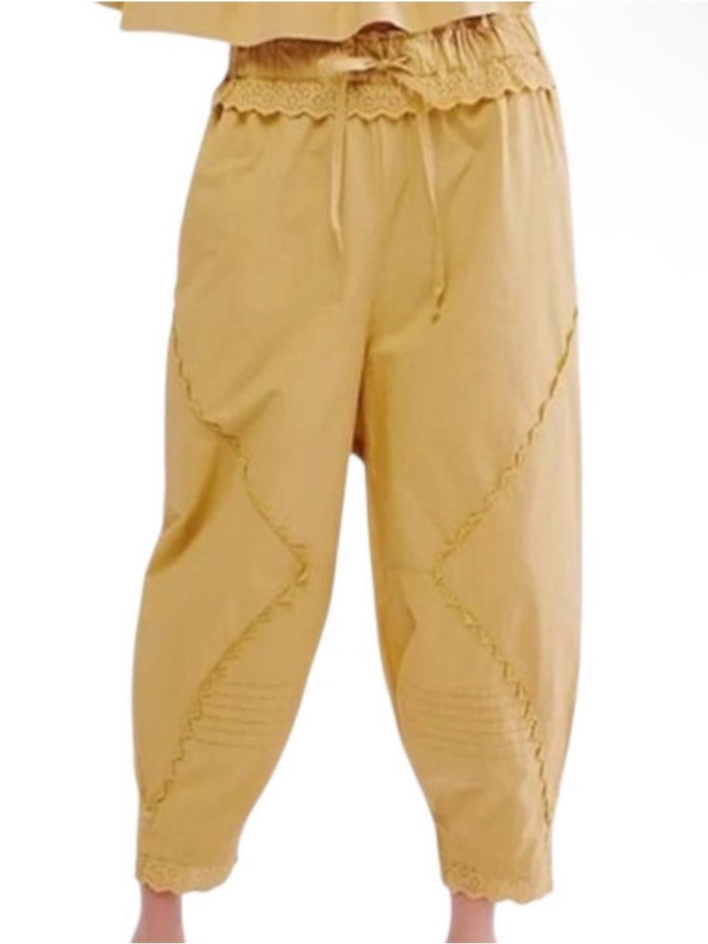 FREE PEOPLE | Drop Crotch Cropped Pale Yellow Pants Women’s Oversized Size Small